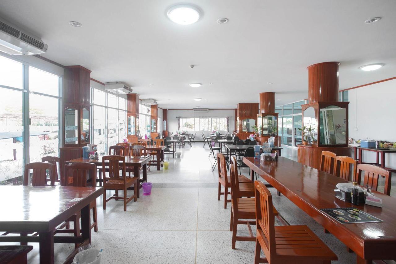 OYO 75394 Sakthong Grand Hotel Chiang Khong Exterior foto