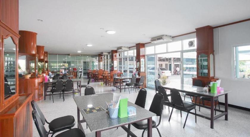 OYO 75394 Sakthong Grand Hotel Chiang Khong Exterior foto